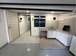 Crane Road (D15), Terrace #562924041